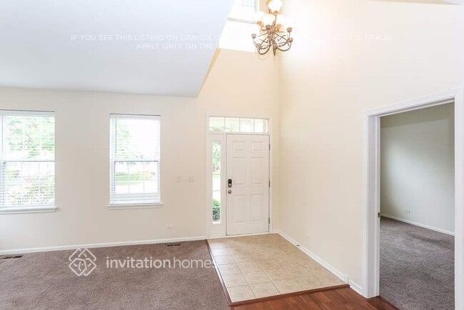 Building Photo - 3031 Chalkstone Ave