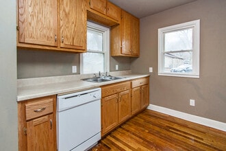 Building Photo - 3924 2nd Ave