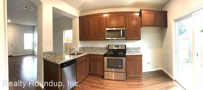 Building Photo - 3 br, 2.5 bath House - 8108 Creeping Willo...