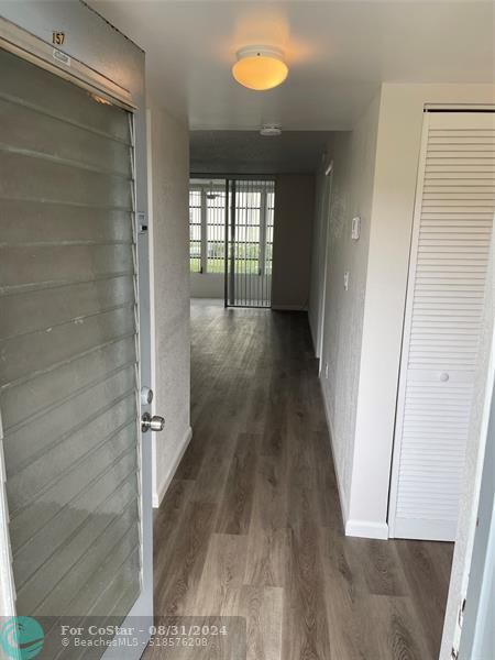 Foto principal - 3099 NW 48th Ave