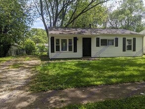 Building Photo - 1404 Centennial Dr