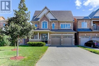 Building Photo - 2433 Equestrian Cres