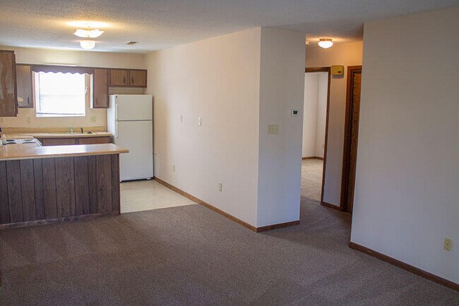 Building Photo - 1600 Parkside Dr