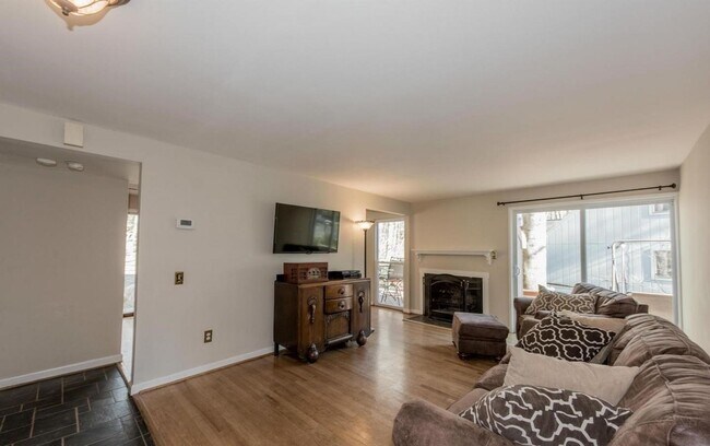 Foto del edificio - Beautiful 3 Bedroom Single Family Home in ...
