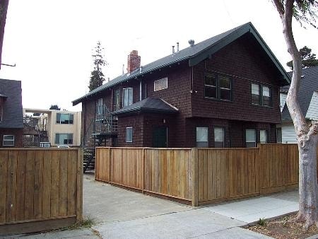 Primary Photo - 2440-2446 Roosevelt Ave