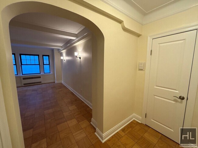 Building Photo - Christopher Street