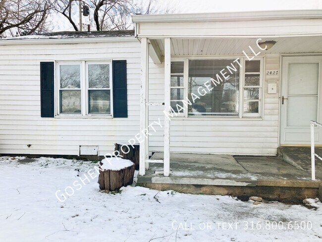 Building Photo - 4 Bedroom 1 Bath Home