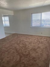 Building Photo - 16850 Ehle St