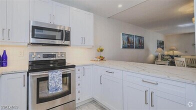 Building Photo - 4531 Bay Beach Ln