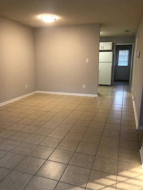 Foto del edificio - 6010 B Susan Circle