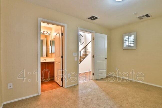 Foto del edificio - 4175 E Jasper Dr