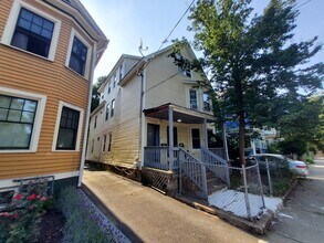 Building Photo - 721 Winchester Ave