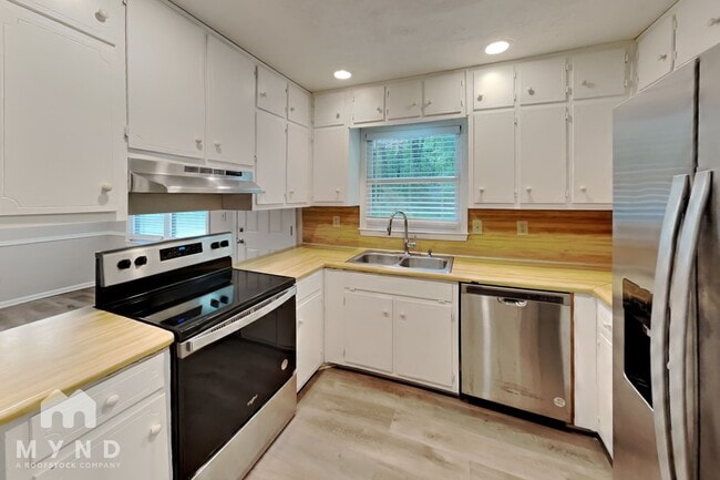 Building Photo - 2115 Grayson Ct