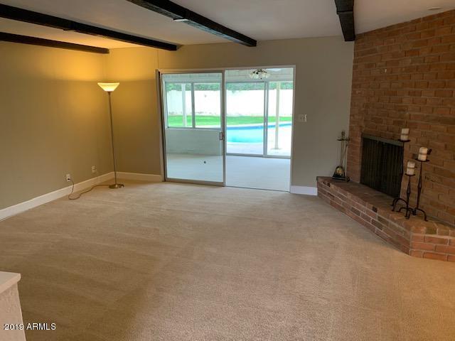 Building Photo - 6841 E Vista Dr