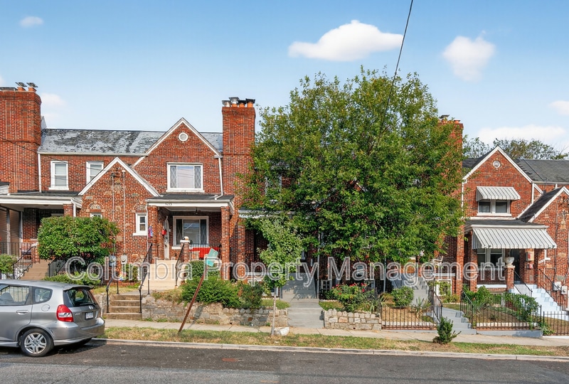 Photo - 5221 2nd St NW
