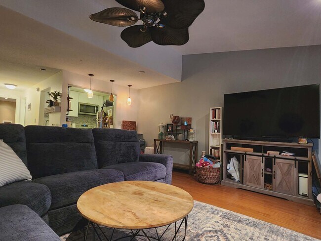 Foto del edificio - 220 Main St