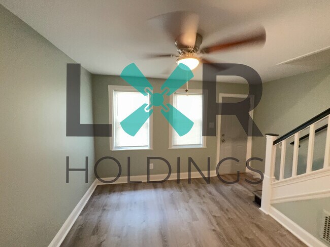 Foto del edificio - 1236 Clover Ln