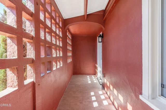 Foto del edificio - 6341 Rosswood Terrace