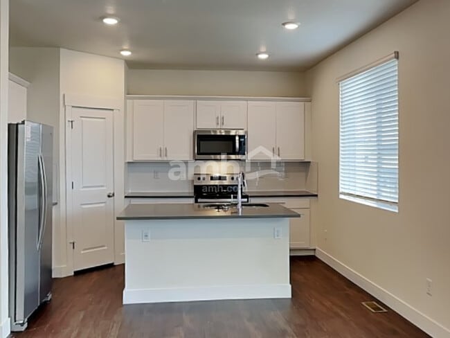 Building Photo - 3965 Patterdale Pl