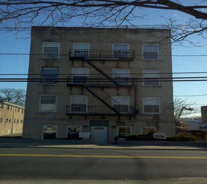 Foto principal - 17 Teaneck Rd