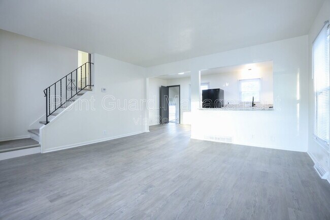 Foto del edificio - 5918 Camden Ave