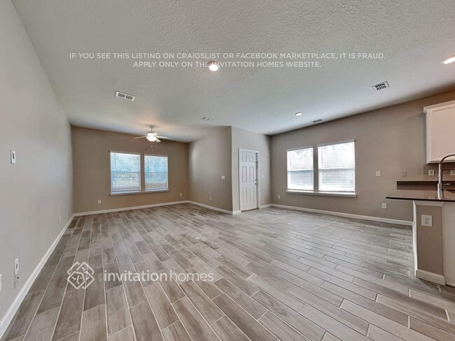 Foto del edificio - 13273 Shore Grass Dr