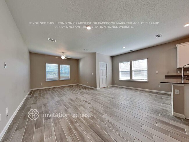 Foto del edificio - 13274 Shore Grass Dr