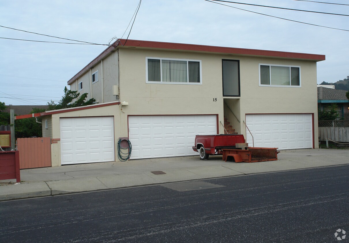 Building Photo - 15 Santa Maria Ave