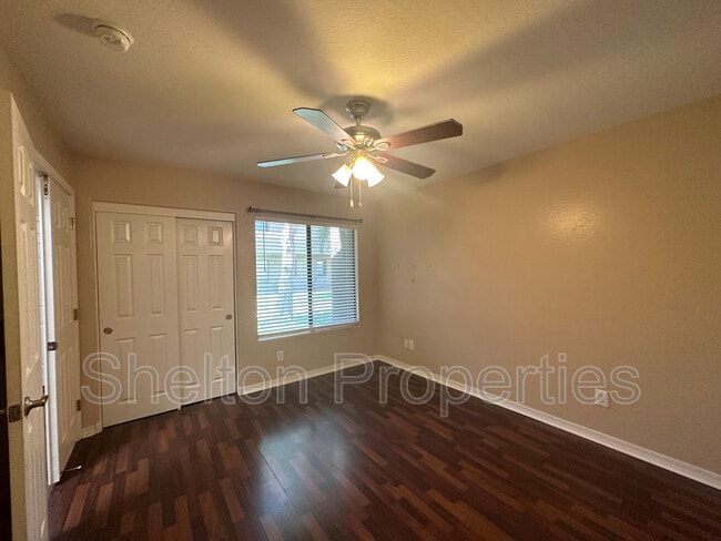 Foto del edificio - 1432 W Emerald Ave