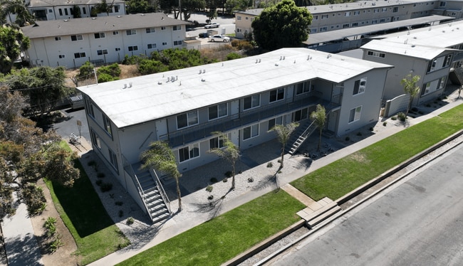 Building Photo - 759 Embarcadero Del Mar