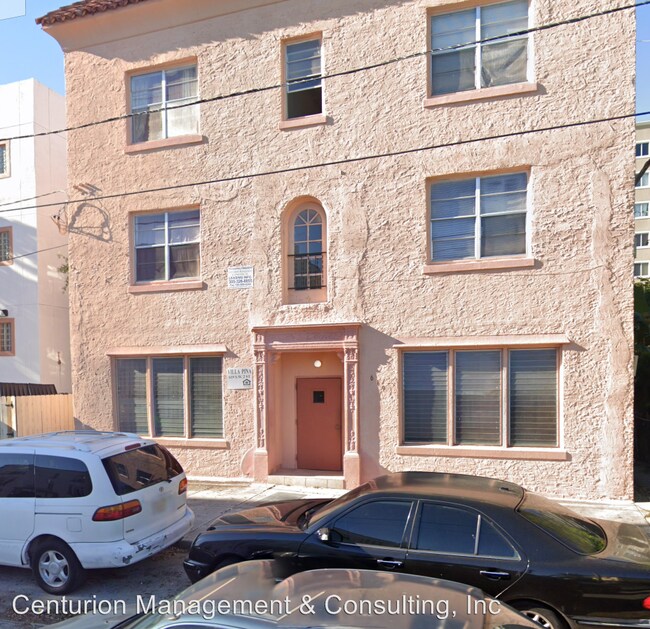Building Photo - 619 SW 2nd St
