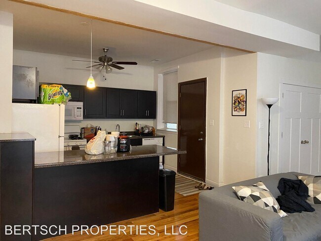 Foto del edificio - 4502-4510 N Hazel St