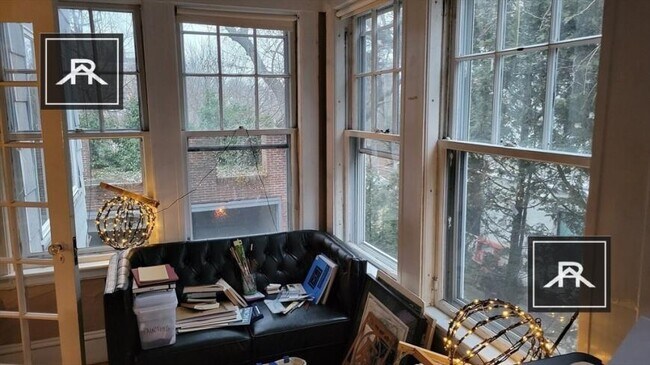 Building Photo - 2 bedroom in Brookline MA 02445