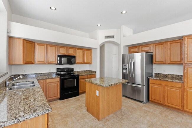 Foto del edificio - 6586 W Oraibi Dr