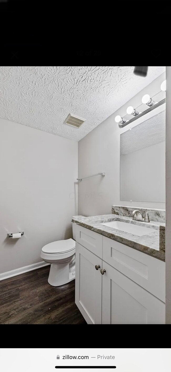 Building Photo - 925 Upholland Ln