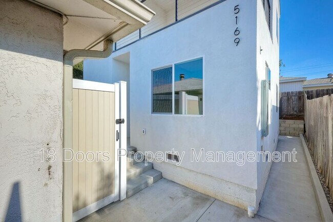 Foto del edificio - 5169 Tipton St
