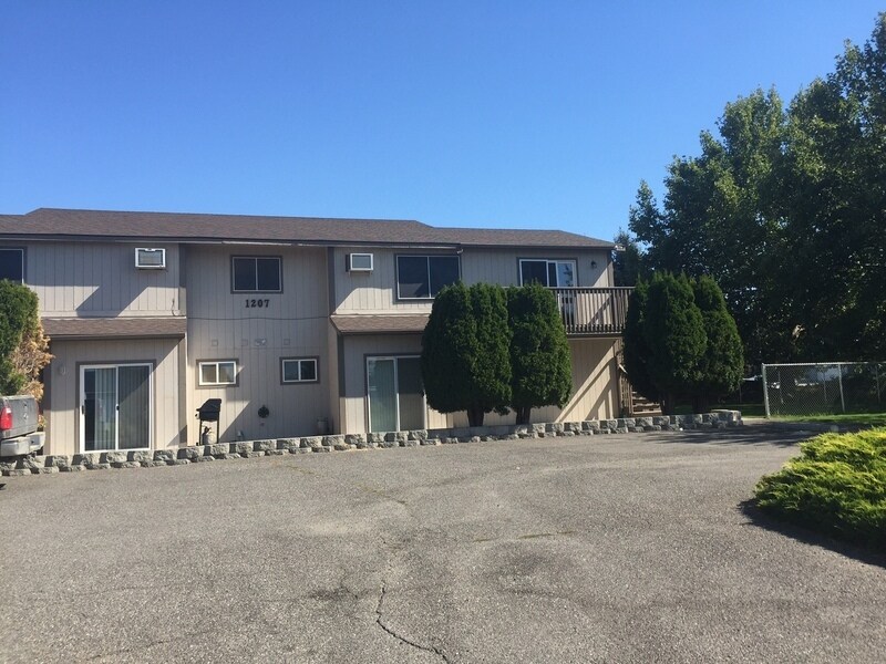 1207 S Zillah St Unit A, Kennewick, WA 99337 Condo for Rent in