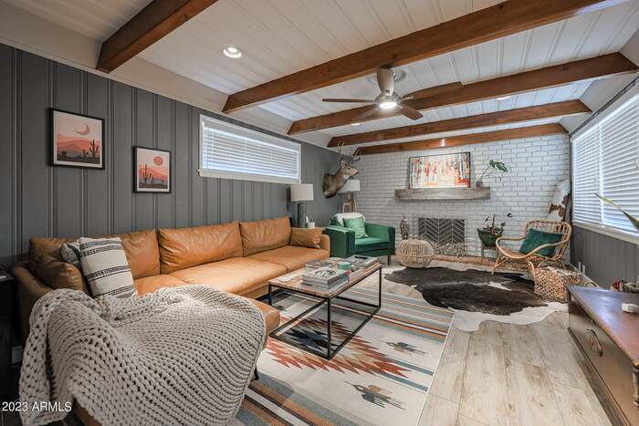 Primary Photo - BEAUTIFUL Scottsdale Home
