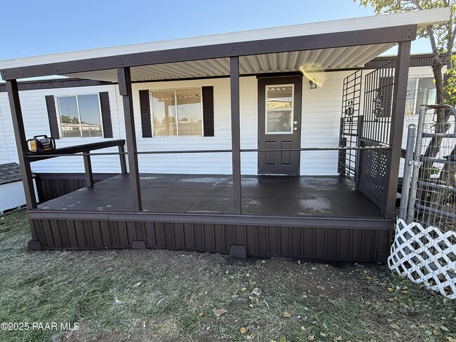 Foto del edificio - 15835 S Cordes Lakes Dr