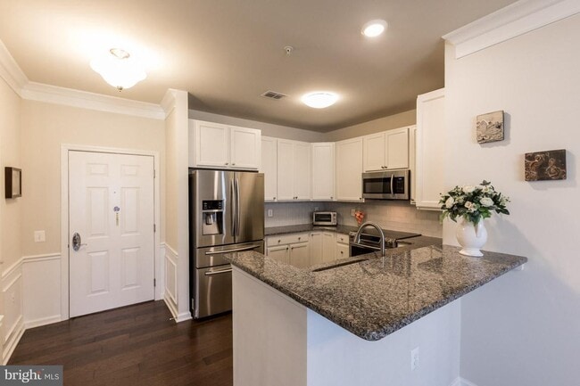 Building Photo - 20600 Hope Spring Terrace
