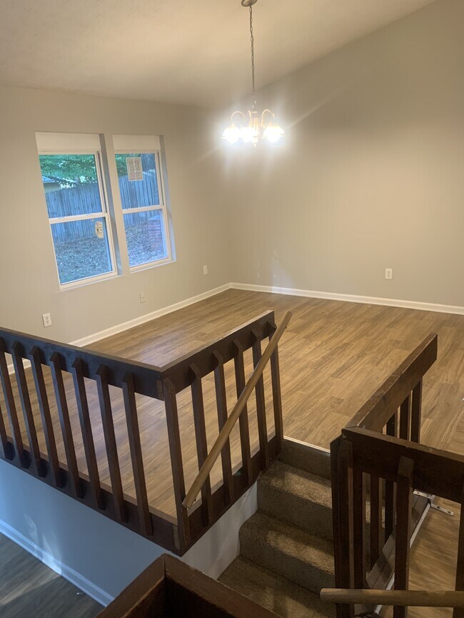 Building Photo - 5278 Mainstreet Park Dr