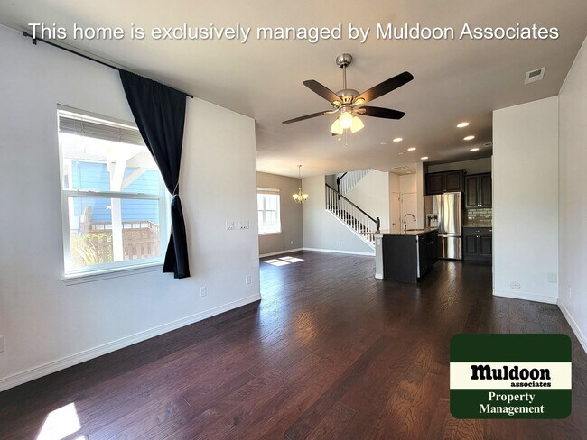Building Photo - Charming 2-Story with Garden of the Gods V...