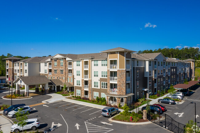 Building Photo - The Verena at Bedford Falls