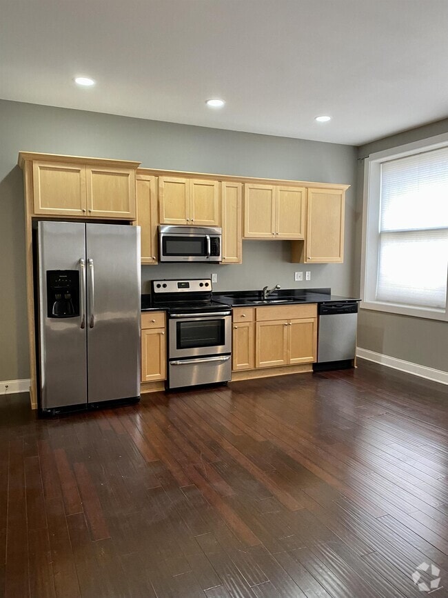 Historic Downtown Huntington Apartments under 1,000 Huntington, WV