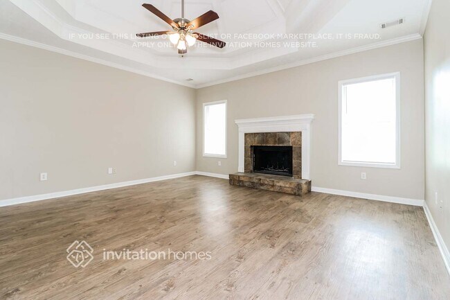 Foto del edificio - 717 Thornapple Trail SW