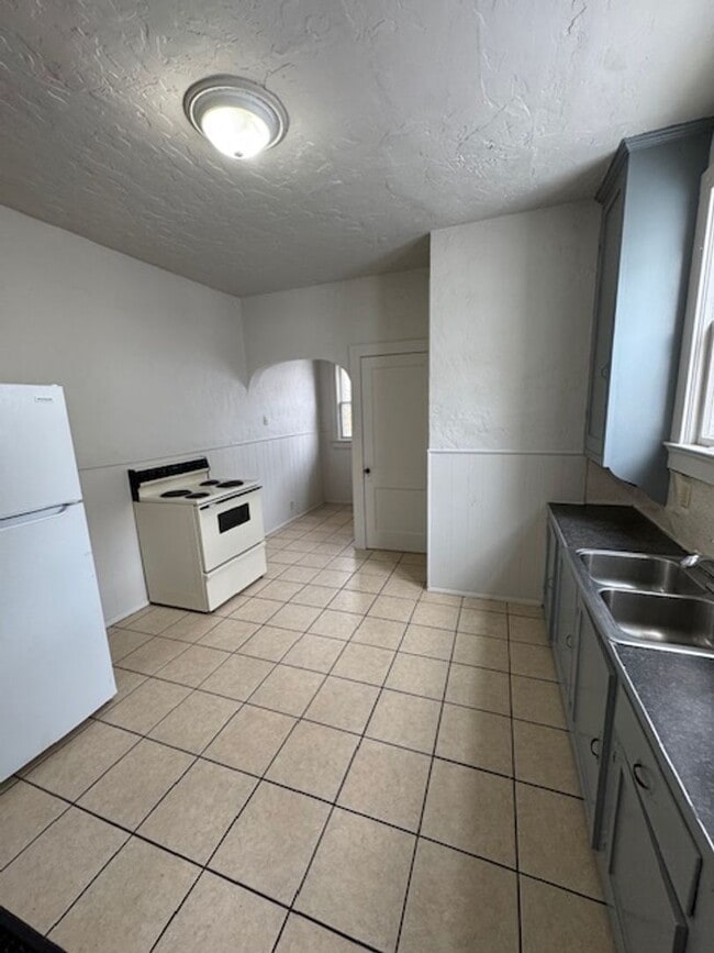 Foto del edificio - 1916 High St