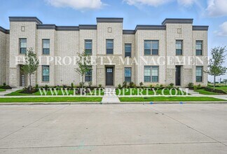 Building Photo - 2116 Layla Dr