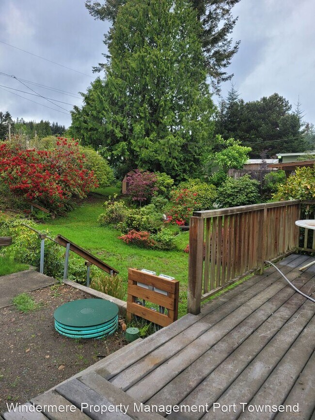 Building Photo - Studio, 1 bath House - 71 Shore Drive Para...