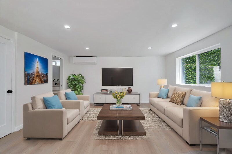 Foto principal - 5193-5194 20th St