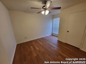 Foto del edificio - 9834 Ardash Ln